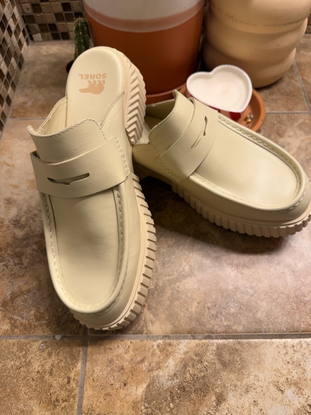 SOREL Women’s Cream Slip-On Loafer Mule